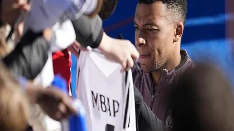 国乒今日仁川WTT冠军赛迎战五场外战，林高远、钱天一迎接挑战