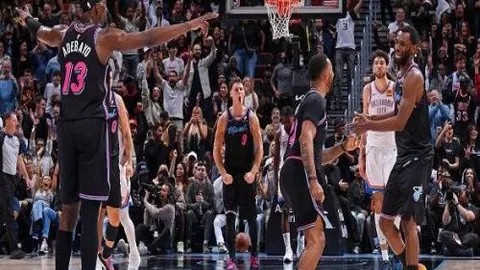 中国羽超联赛总决赛半决赛：青岛迎战厦门